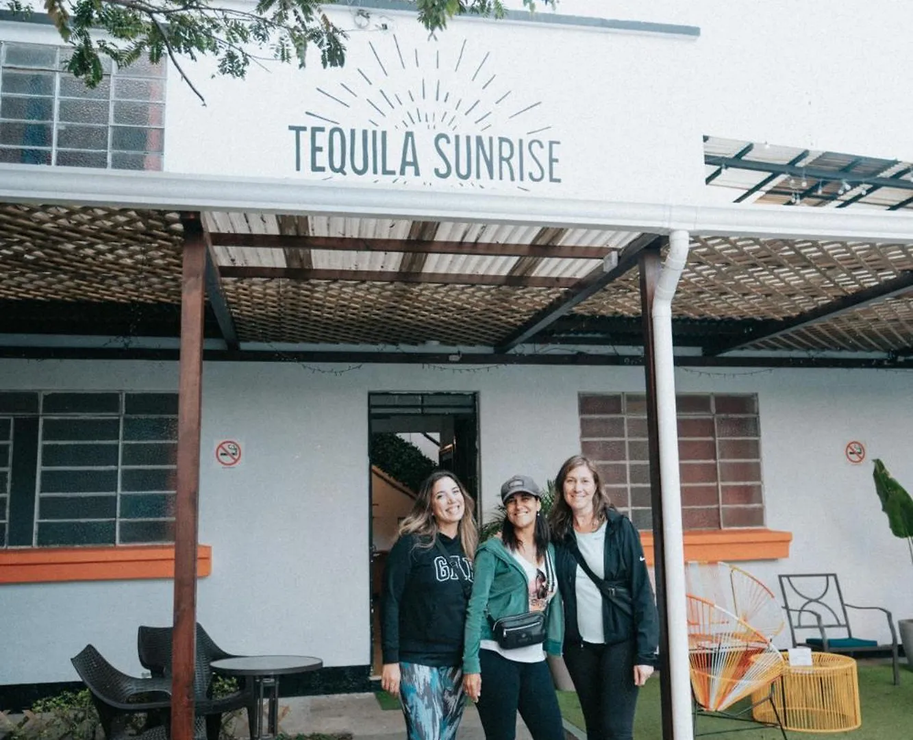 מלון גואטמלה Tequila Sunrise Hostel